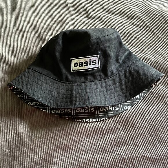 Oasis Bucket Hat - Picture 1 of 3